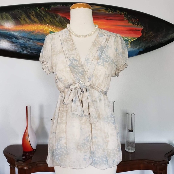 Semi sheer top - Picture 1 of 8